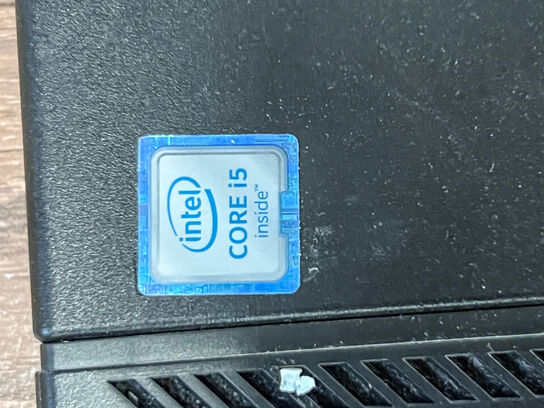 LENOVO ThinkCentre M700q/Intel i3-6100T/4GB/128 GB HDD