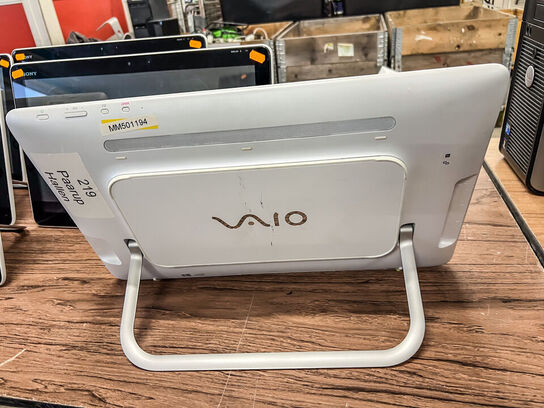 SONY Vaio SVJ202B11M/Intel i3-3227U/4 GB/120 GB SSD
