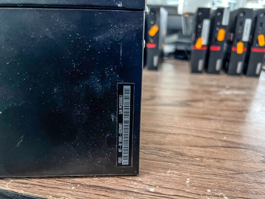 LENOVO V520/Intel i7-7400/8 GB/256 GB SSD