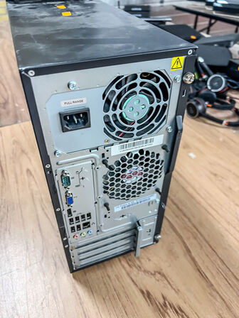 LENOVO Thinkcentre M91p/Intel i5-2400 /4GB/500GB HDD
