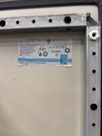 2 stk. styringsskabe m. bl.a. DANFOSS komponenter