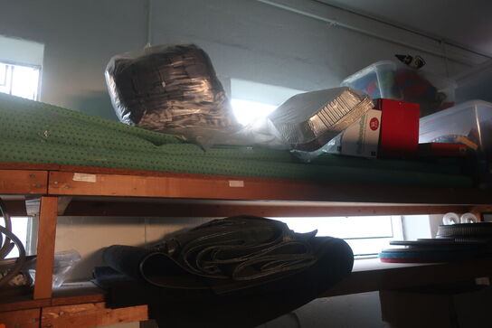 Alt i reol og lige foran "se billeder" 