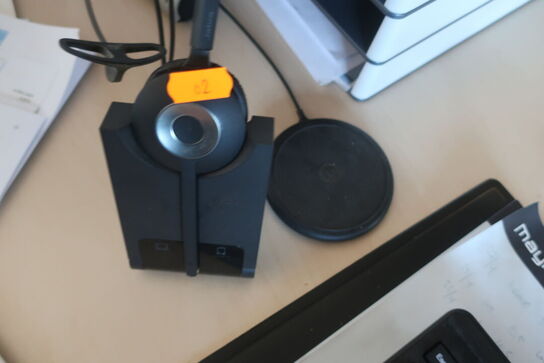 Monitor AOC 34G2X, mus, tastatur, headset