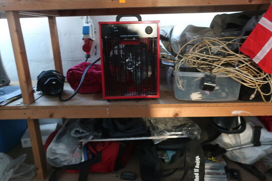 Alt i reol og lige foran "se billeder" 