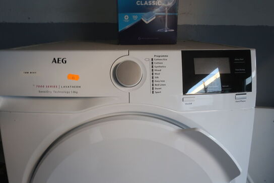 Vaskemaskine og tørretumBler BLOMBERG/AEG