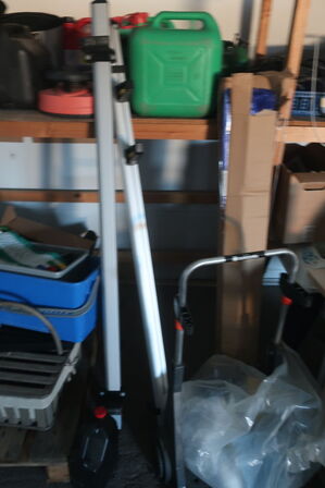 Alt i reol og lige foran "se billeder" 