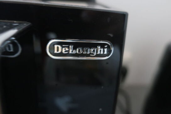 2 stk. kaffemaskiner, elkedel og airfryer ovn