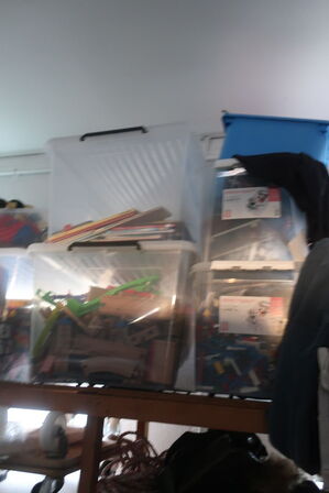 Alt i reol og lige foran "se billeder" 