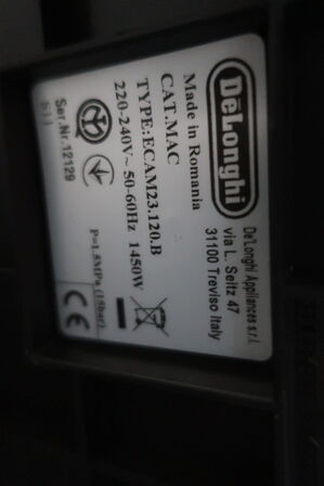 2 stk. kaffemaskiner, elkedel og airfryer ovn