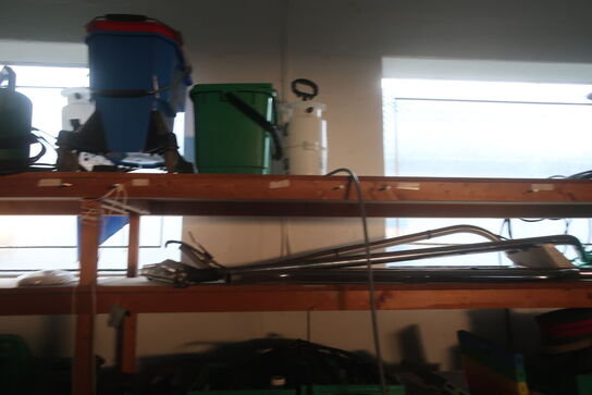 Alt i reol og lige foran "se billeder" 