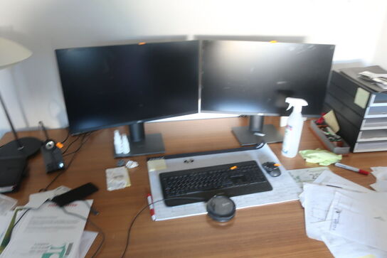 2 stk. monitor DELL P2719H, mus, tastatur og headset