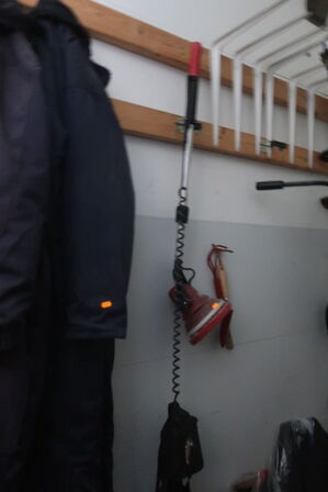 Stiger, haveredskaber, juleting m.m.