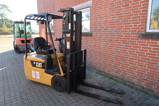 3-hjulet El-Gaffeltruck CATERPILLAR EP15KRT-PAC