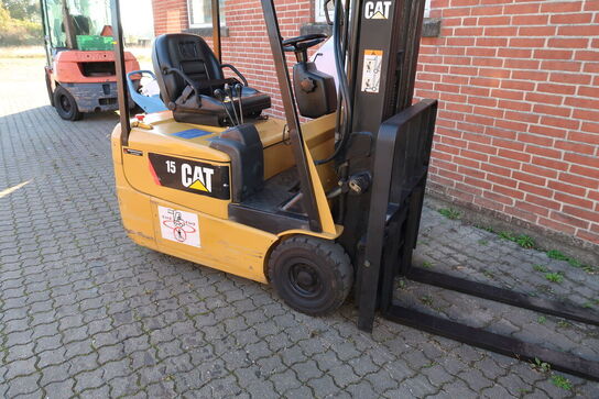 3-hjulet El-Gaffeltruck CATERPILLAR EP15KRT-PAC