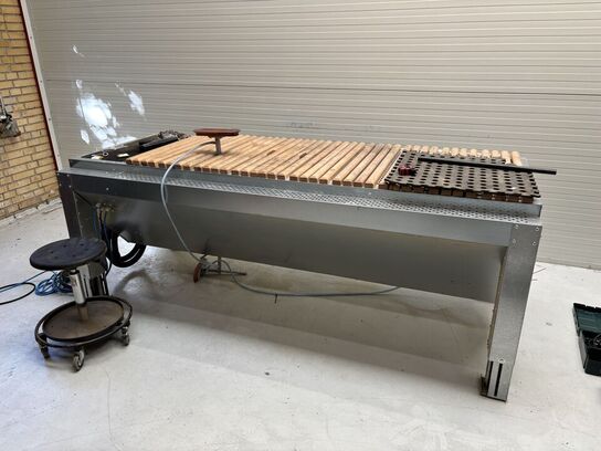 Arbejdsbord/station NESTRO NAST24