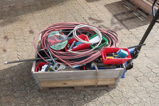 Diverse håndværktøj m.m.