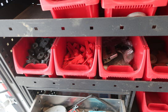 Diverse håndværktøj m.m.