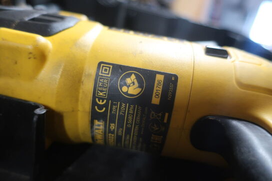 Borehammer DEWALT D25032-QS