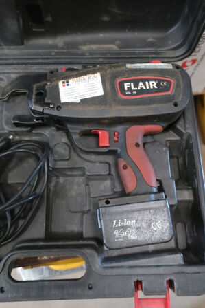 Bindemaskine FLAIR XDL-40