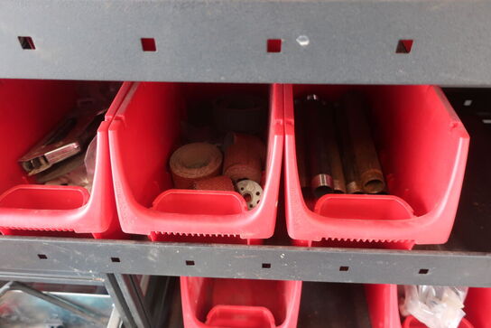 Diverse håndværktøj m.m.