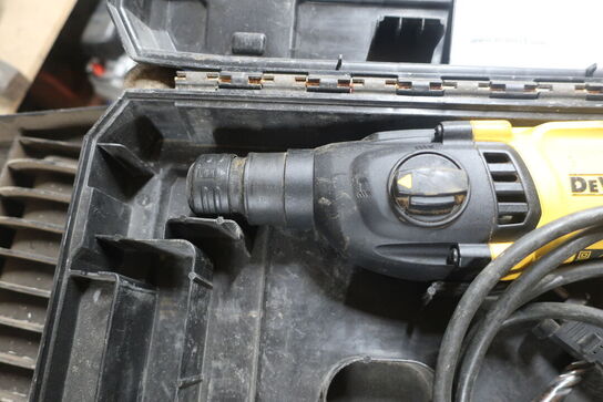 Borehammer DEWALT D25032-QS
