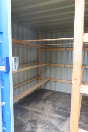 8' container 