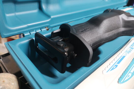 Bajonetsav MAKITA JR3051T