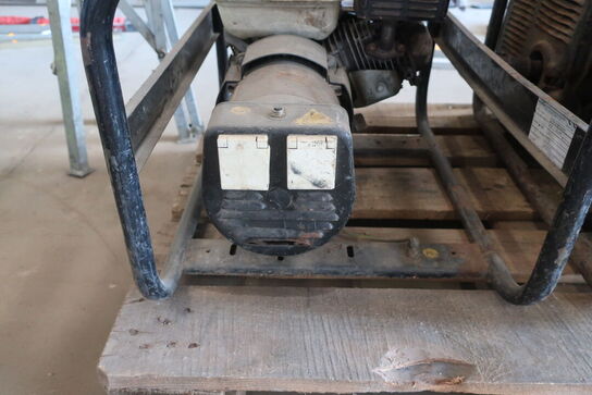 Generator PRAMAC E3200