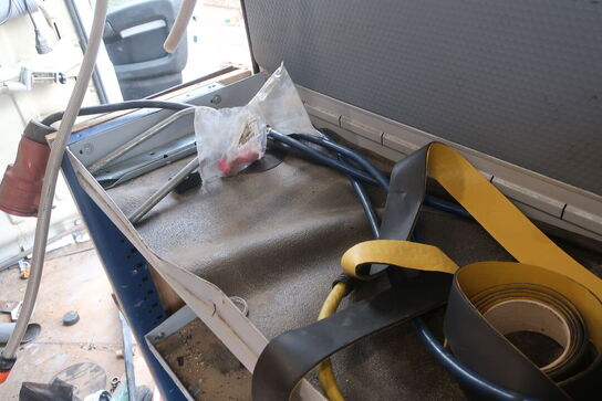 Diverse håndværktøj m.m.