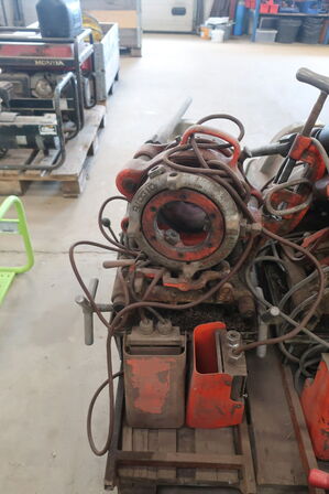 Gevindskæremaskine RIDGID 1822-I