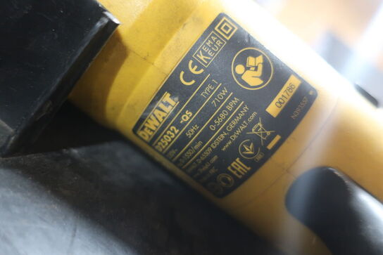 Borehammer DEWALT D25032-QS