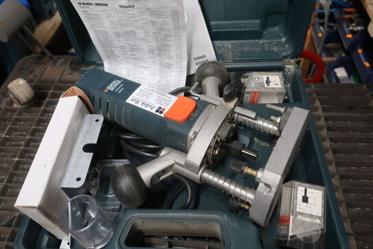 Overfræser BLACK&DECKER KW800E